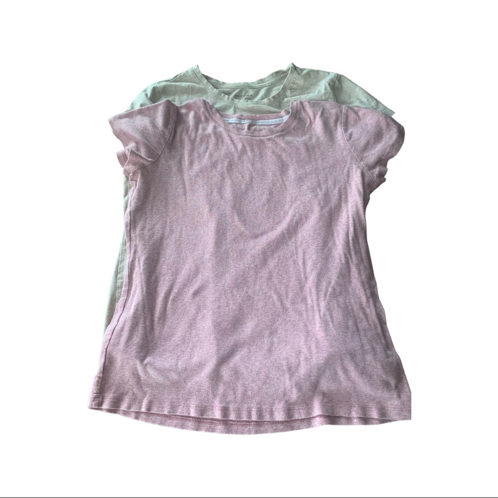 (2) Sonoma Sz L cap- sleeved Heather’s pink and cream crew neck t-shirts